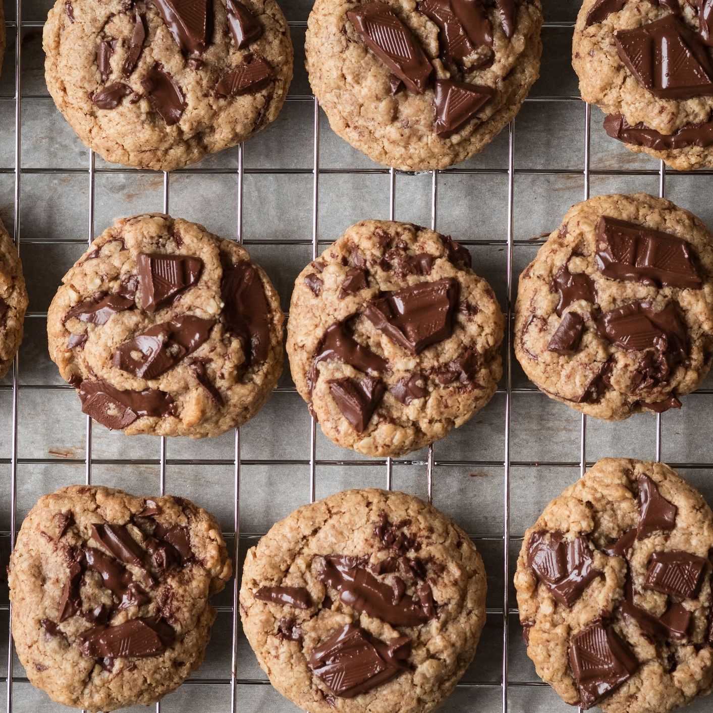 Cookie fondant et dense (beurre fondu, sucre brun)
