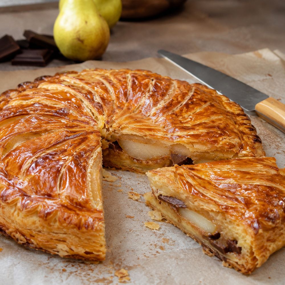 Galette des rois amande, poire et chocolat